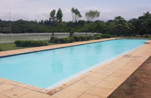 Umhlali Apartment | Sheffield Suite 1