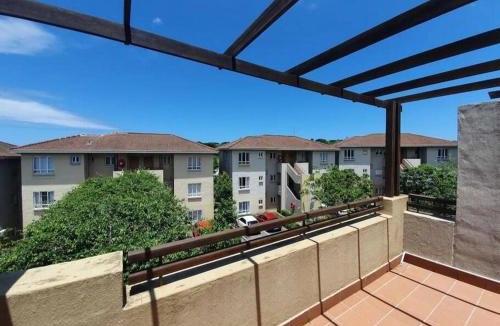 Umhlali Apartment | Sheffield Suite 3