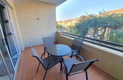 Umhlali Apartment | Sheffield Suite 4