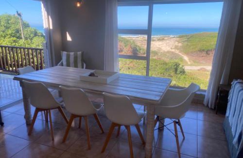 Paradise Beach House | Shelly FantaSea - Paradise Beach, Beachfront