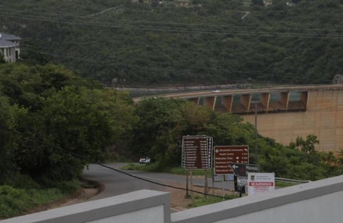 Jozini House | Shengelezi Guest House