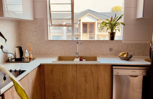 Ekurhuleni Apartment | Shepherd’s Inn