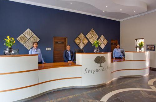 Pilanesberg National Park Cabin | Shepherds Tree Game Reserve