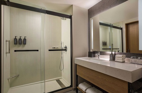 Downtown Sacramento Hotel | Sheraton Grand Sacramento Hotel