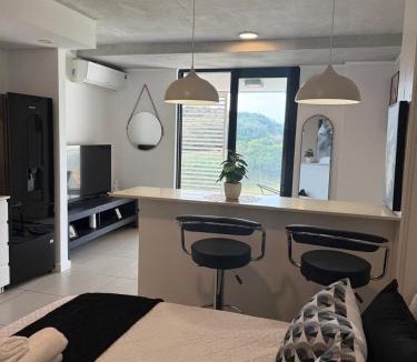 Hillhead Apartment | Sibaya's New Horizon Apartment in Coral Point