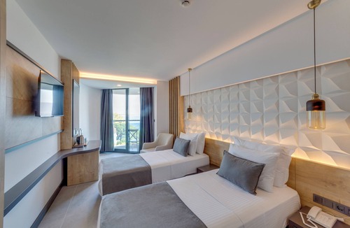 Yavansu Mahallesi Resort | Signature Blue Resort Kuşadası