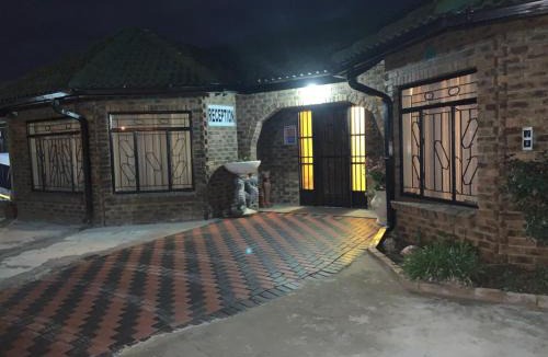 Bronkhorstspruit Bed & Breakfast | Sikhula Sonke Guest House
