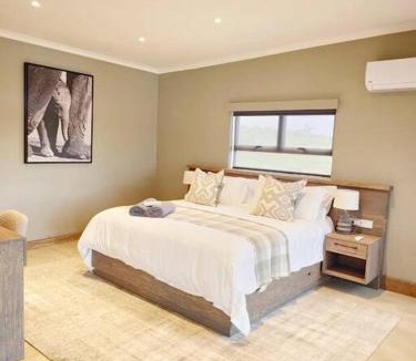 Malelane Ski Chalet | Simbini Sunset Cottage