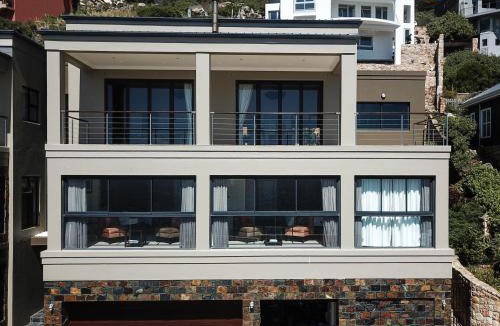 Glencairn House | Simon’s Town Guest House