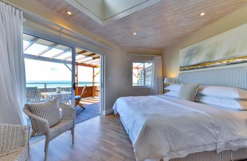 Keurboomstrand Cabin | Singing Kettle Beach Lodge