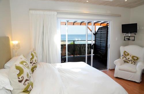 Keurboomstrand Cabin | Singing Kettle Beach Lodge