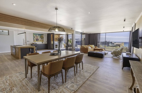 Bloubergstrand Apartment | Sir David Baird 50B, Blouberg by HMH