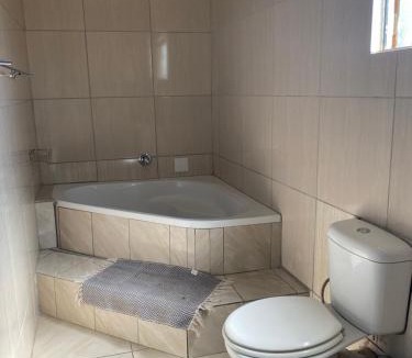 KwaMhlanga House | Sisonke Guest House