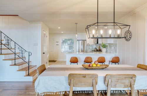 Tahoe City House | Ski Cabin | Lake Views + Lounge Seating + Alfresco Dining | 15 Min to Palisades