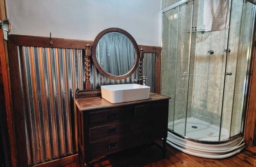 Paarl Bed & Breakfast | Skinkikofi Guest House