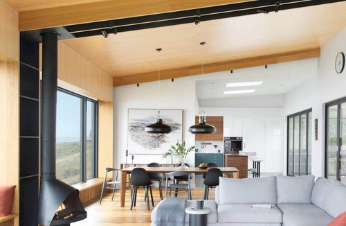 Dillon Beach Villa | Sky House Luxury Villa with Spa, Theater & Gym