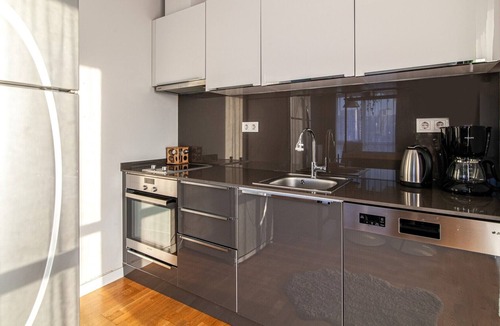 Kagithane Apartment | Sleek and Modern Flat in Istanbul
