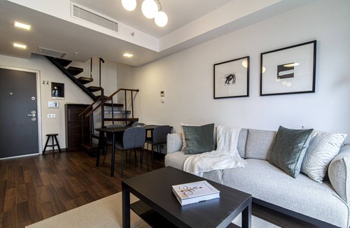 Bomonti Apartment | Sleek Residence Flat With Great Location in Sisli