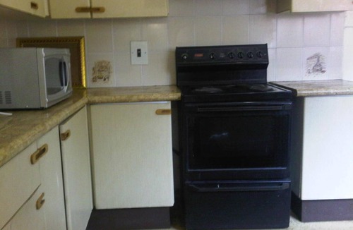 Greater Johannesburg Metropolitan Area Hostel | Sleek Student Hostel