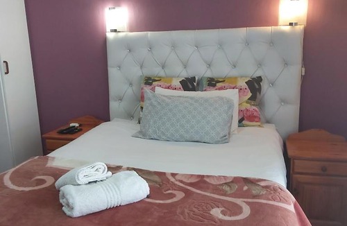 Port Elizabeth Bed & Breakfast | Sleepover@11