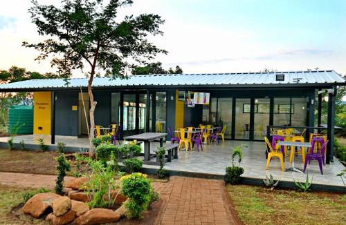 Thohoyandou Hotel | SleepOver Punda Maria Gate