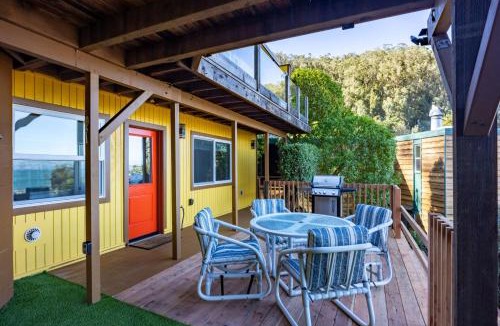 Pedro Point House | Small Home with Ocean View walk to Restaurants Brewery Shops Beach