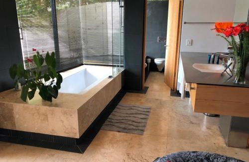 Scott Estate House | Snooze in Hout Bay Self-Catering