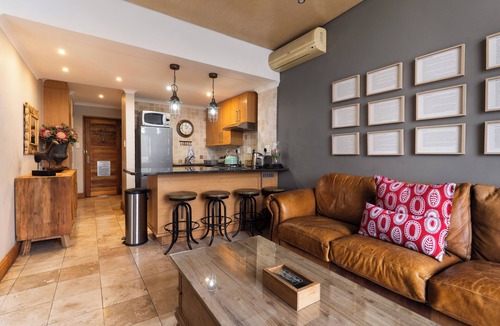 Stellenbosch Central Apartment | Soak in the Stellenbosch vibe from your own apartment with private balcony
