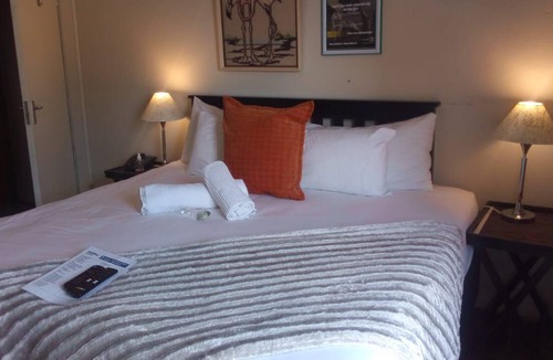 George Bed & Breakfast | Soeteweide North B&b - close to Fancourt Golf Estate
