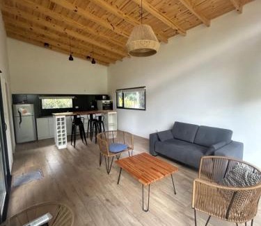 Necochea House | Sombras del Pinar