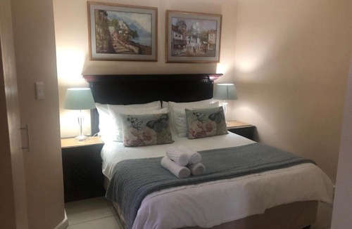 Montagu Cabin | Somerset Lodge