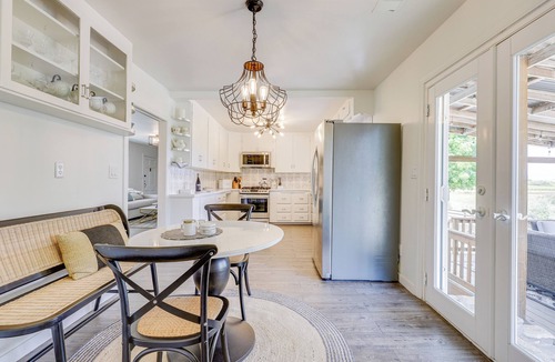 Freestone House | Sonoma County Vacation Rental w/Vineyard Views!