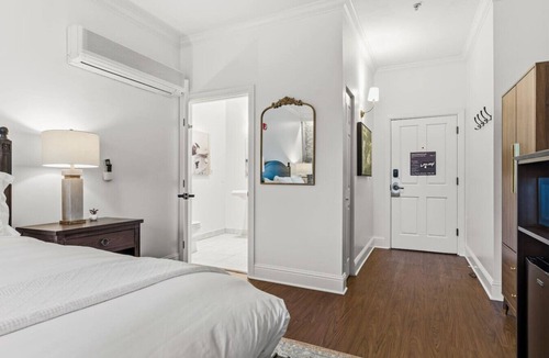 Santa Rosa Bed & Breakfast | Sonoma Holiday Escape 1BR Queen Near Wineries
