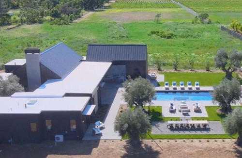 Sonoma House | Sonoma Wine Country Retreat