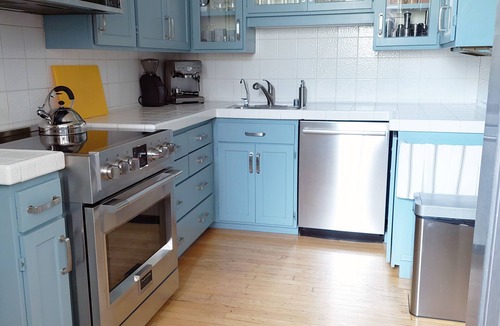 Theater District Apartment | Sophisticated elegant home in center of downtown