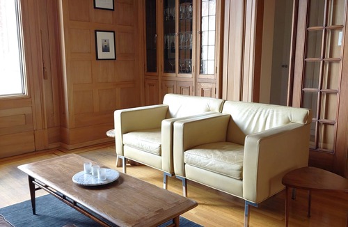 Theater District Apartment | Sophisticated elegant home in center of downtown