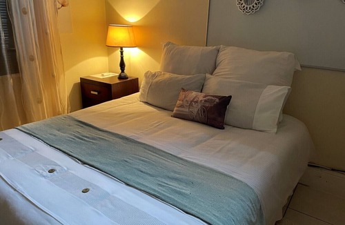 Berea Bed & Breakfast | South African home away from home - minutes away from beaches!