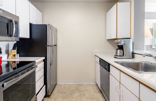 South Beach Apartment | South Beach 1BR, w/ Balcony & Spa, next to SF Bay, by Blueground