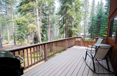 Pioneer Trail House | South Lake Tahoe Cabin withHot Tub, Fenced Yard, Near Lake & Skiing
