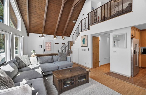 Pioneer Village House | South Shore Sanctuary - Private Home with Ideal bed setup for Families, Couples, or Singles