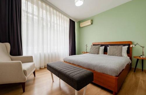 Cihangir Apartment | Spacious 3-Bedroom Apartment