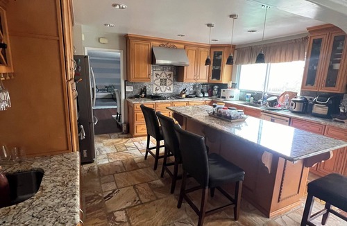 West San Jose House | Spacious 5 Bedroom w 2 Master, 4 Bath + LR + FR house with beautiful backyard