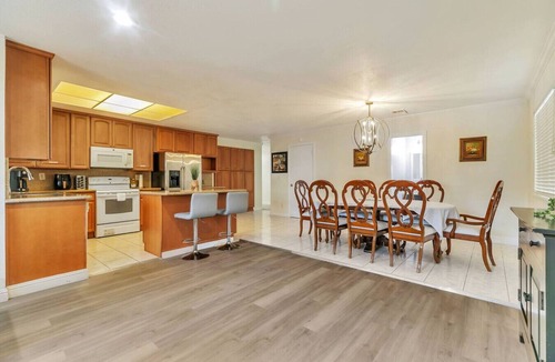 East San Jose House | Spacious 5BR Retreat in San Jose