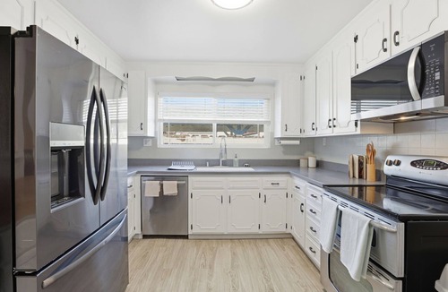 Livermore House | Spacious 5BR Retreat Near Downtown Livermore |Wine