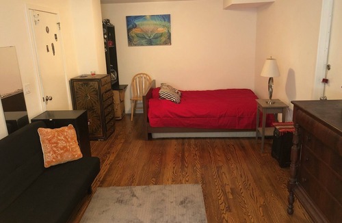 Corona Heights Apartment | Spacious and Central 2 Bedroom Apartment with Epic Views and Artsy, homey feel!