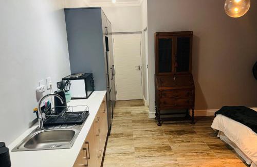 Die Boord Apartment | Spacious Bachelor Die Boord