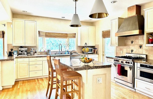Kenwood House | Spacious Country House in Sonoma next to Sugarloaf State Park and Wineries