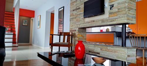 Goodwood House | Spacious Holiday Home