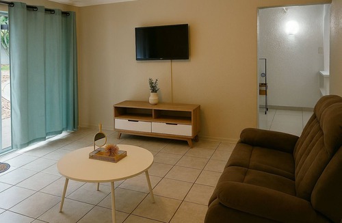 Greater Johannesburg Metropolitan Area House | Spacious Modern Family Home - WIFI - Netflix