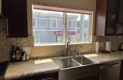 Dolores Heights House | Spacious Sunny Two Bedroom+office Mediterranean Top Floor House